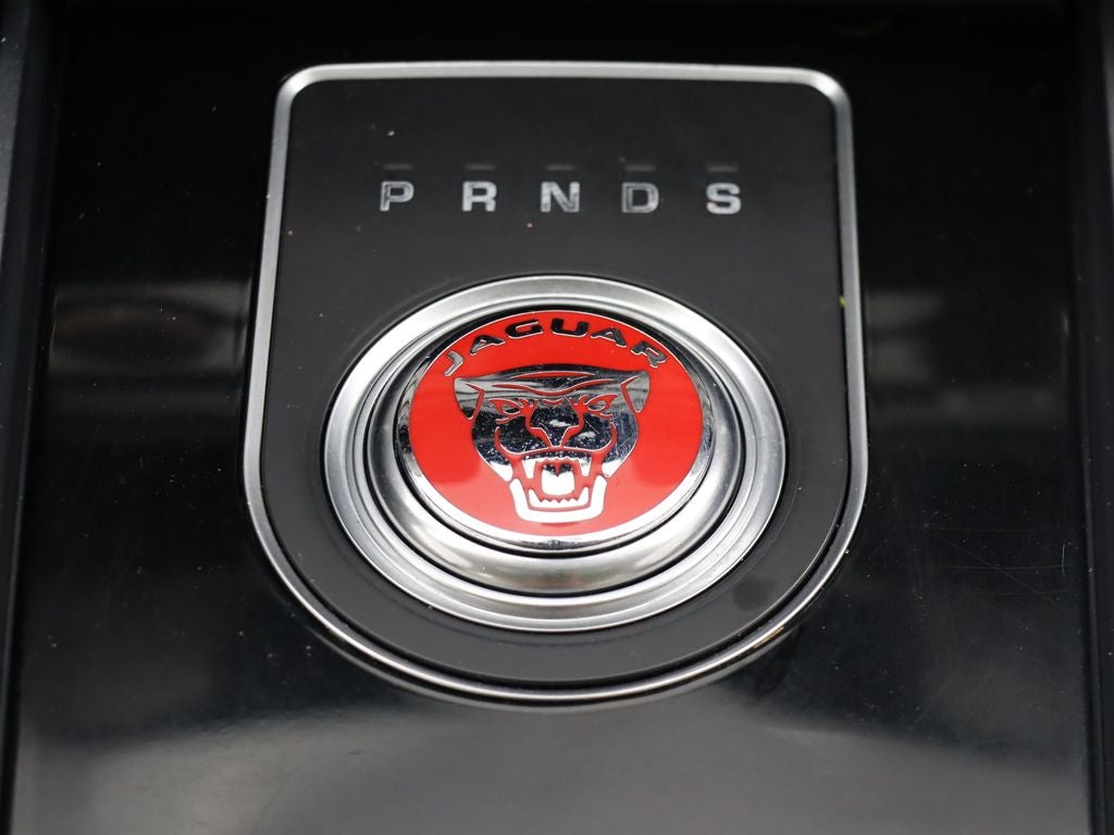 2017 Jaguar XE 25t Premium