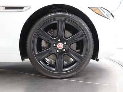 2017 Jaguar XE 25t Premium