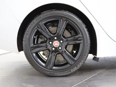 2017 Jaguar XE 25t Premium