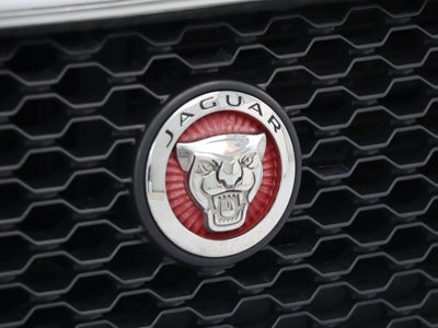 2017 Jaguar XE 25t Premium