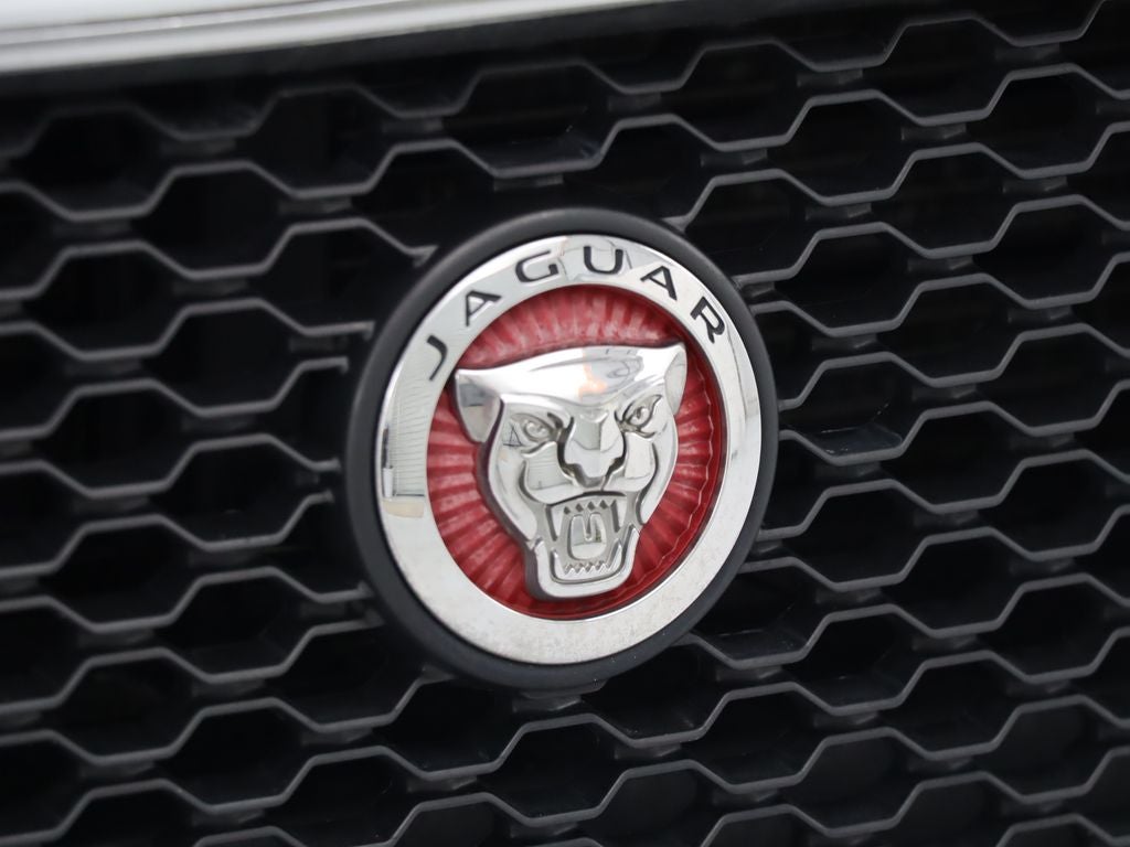 2017 Jaguar XE 25t Premium