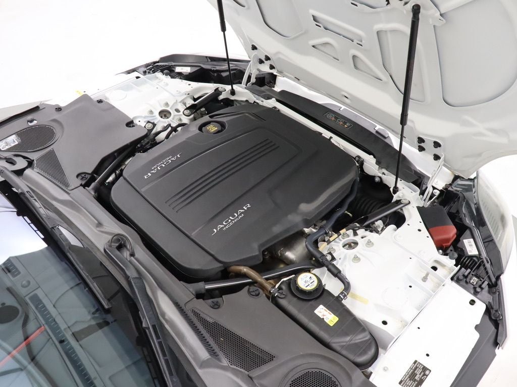 2020 Jaguar F-TYPE P300 Navigation