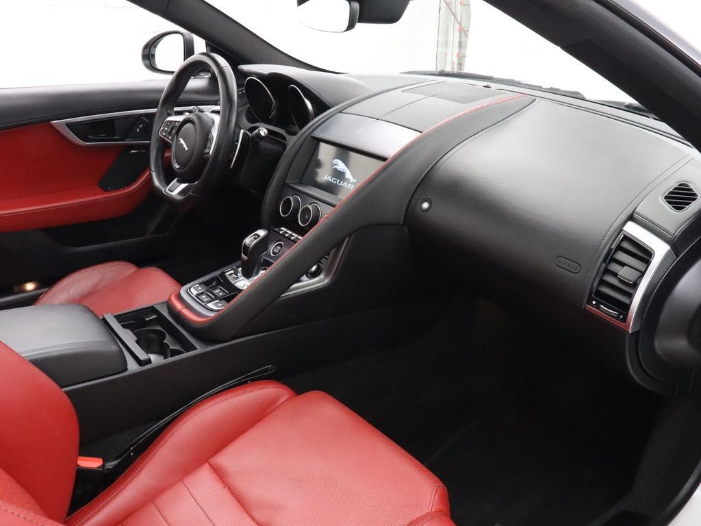 2020 Jaguar F-TYPE P300 Navigation