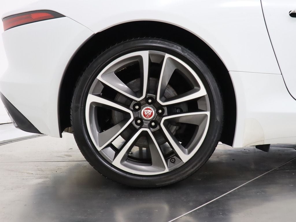 2020 Jaguar F-TYPE P300 Navigation