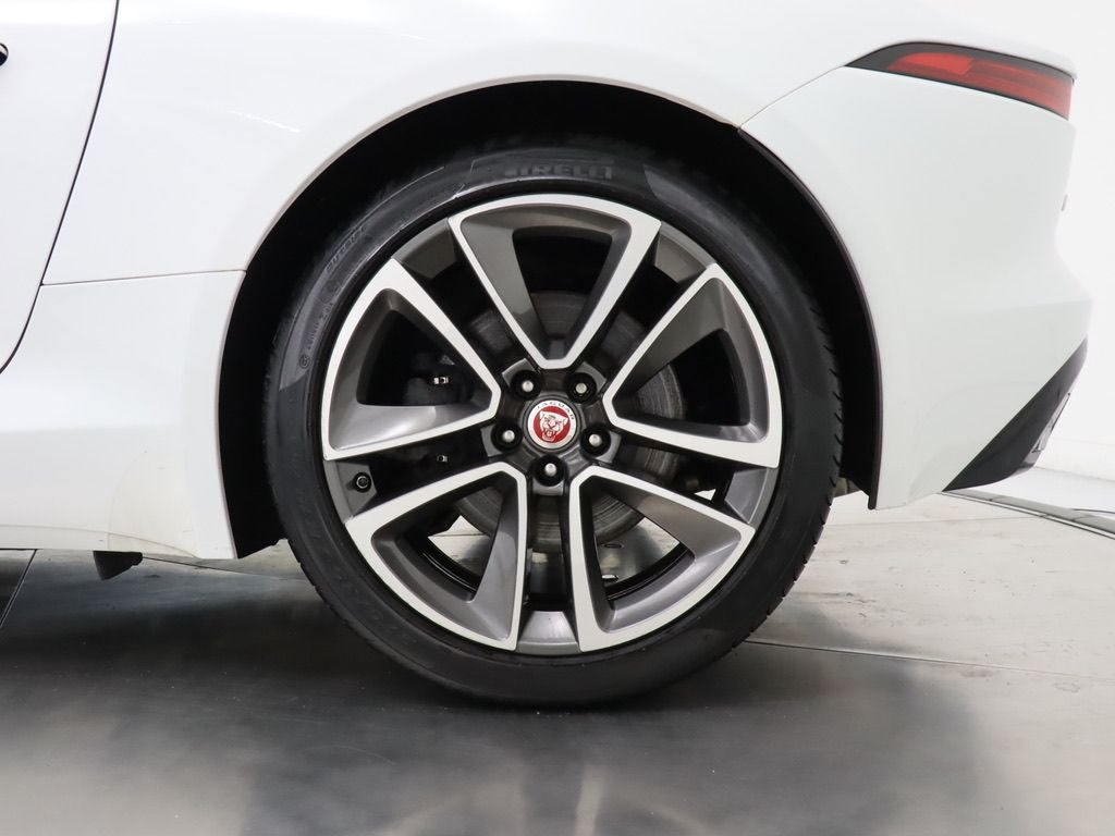 2020 Jaguar F-TYPE P300 Navigation
