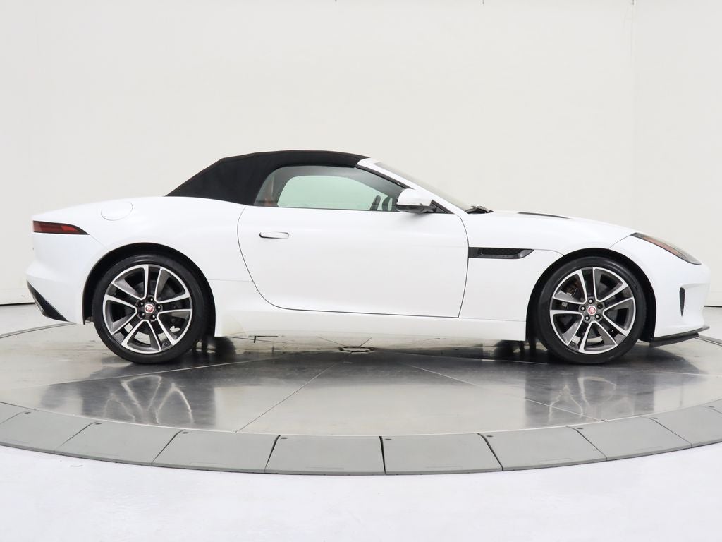 2020 Jaguar F-TYPE P300 Navigation