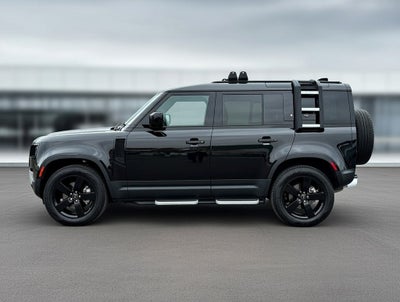 2022 Land Rover Defender 110 S 4WD Navigation