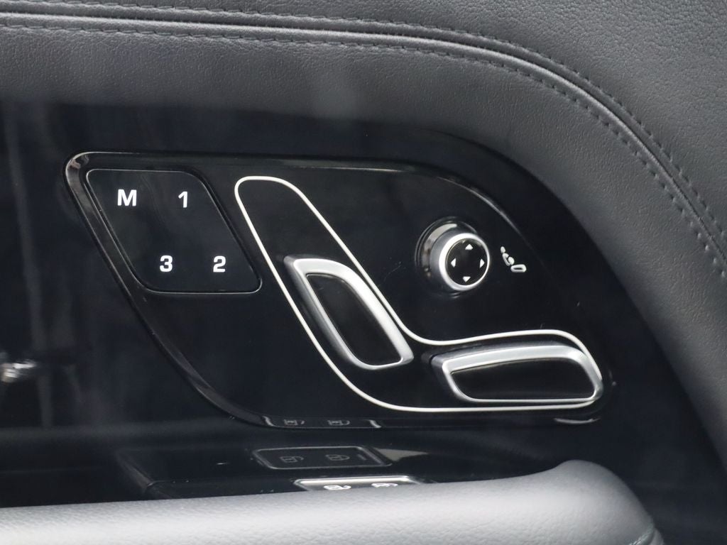 2021 Land Rover Range Rover Base 4WD Navigation