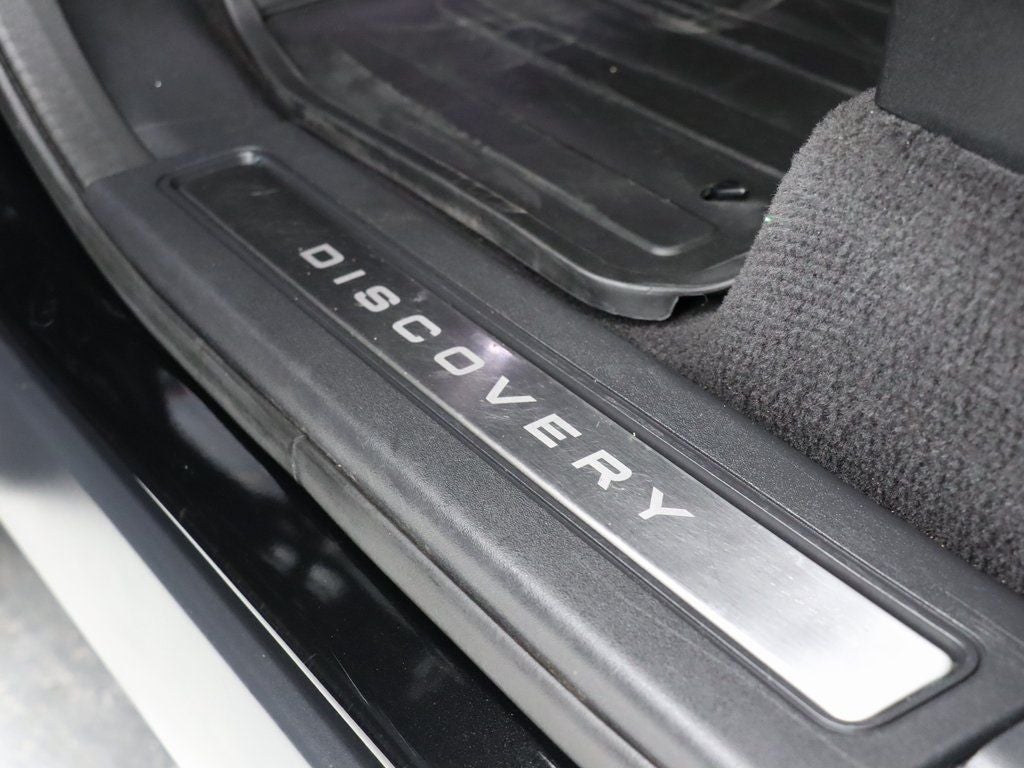 2020 Land Rover Discovery HSE 4WD Navigation