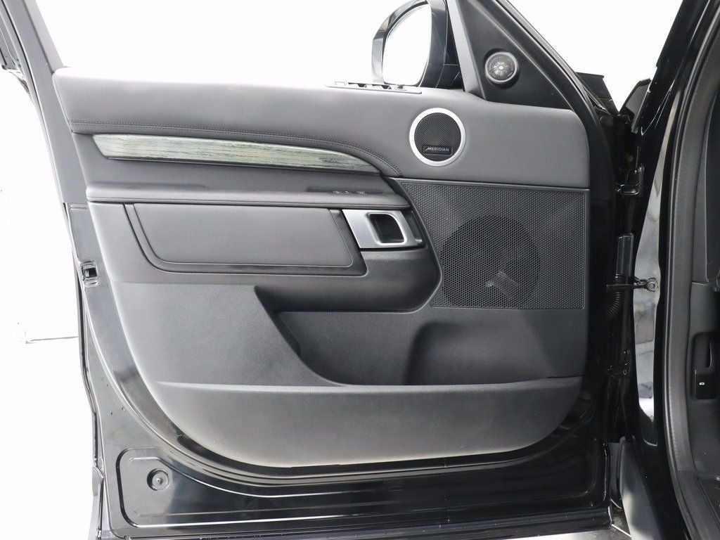 2020 Land Rover Discovery HSE 4WD Navigation