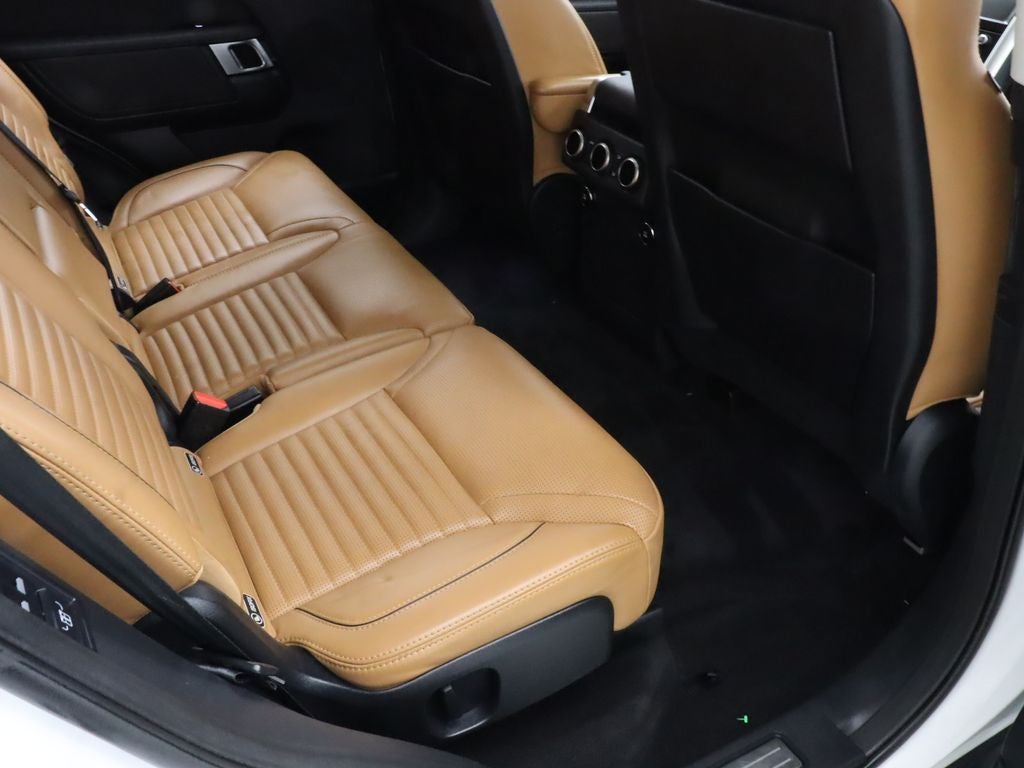 2019 Land Rover Discovery HSE 4WD Navigation