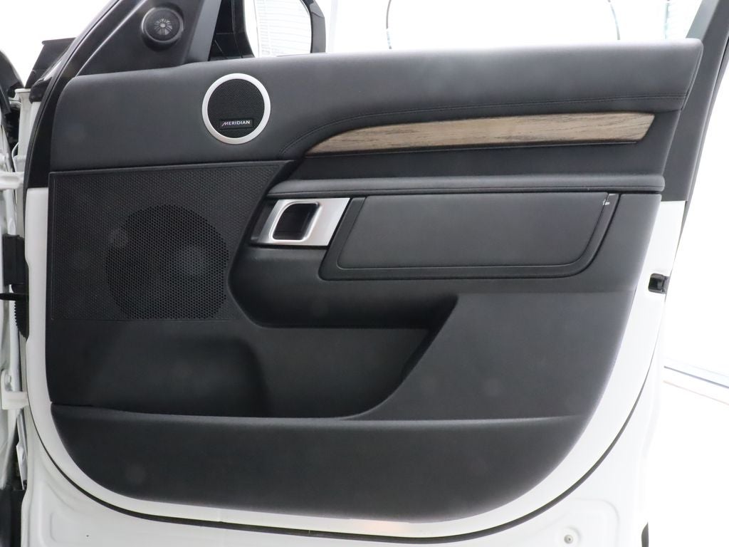 2019 Land Rover Discovery HSE 4WD Navigation