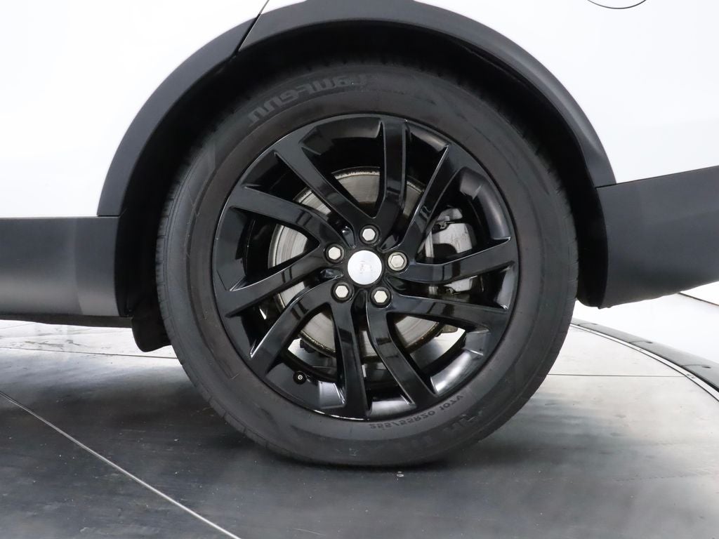 2019 Land Rover Discovery HSE 4WD Navigation