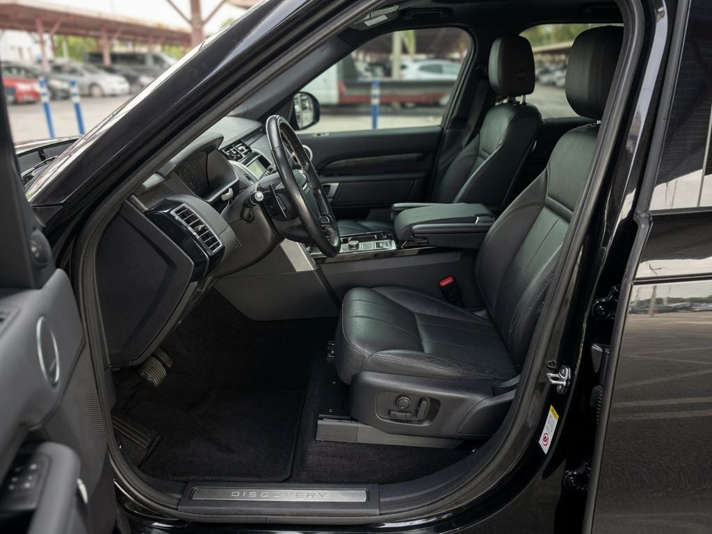 2018 Land Rover Discovery HSE 4WD Navigation