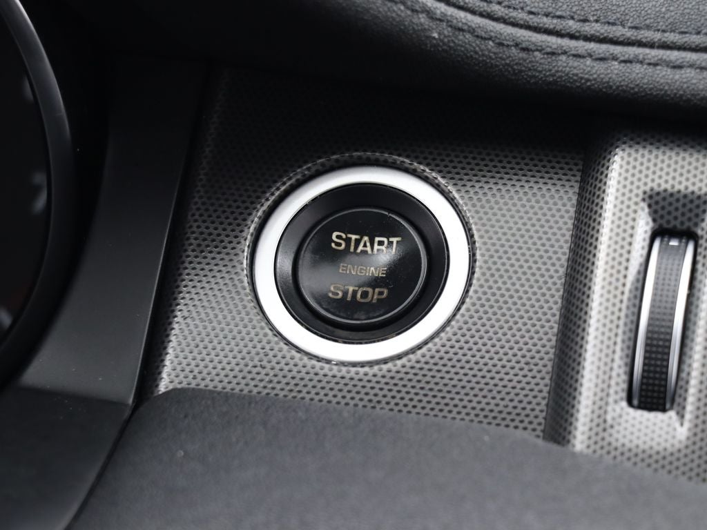 2019 Land Rover Range Rover Evoque SE Premium 4WD Navigation