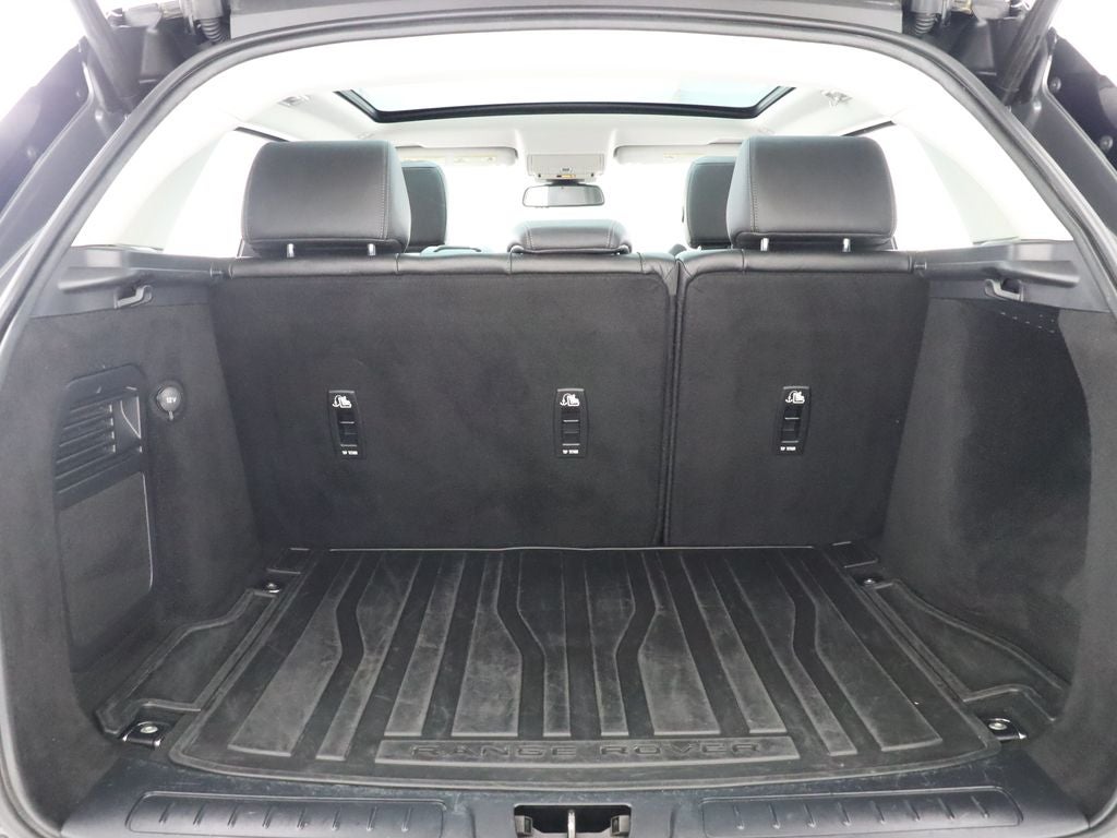 2019 Land Rover Range Rover Evoque SE Premium 4WD Navigation