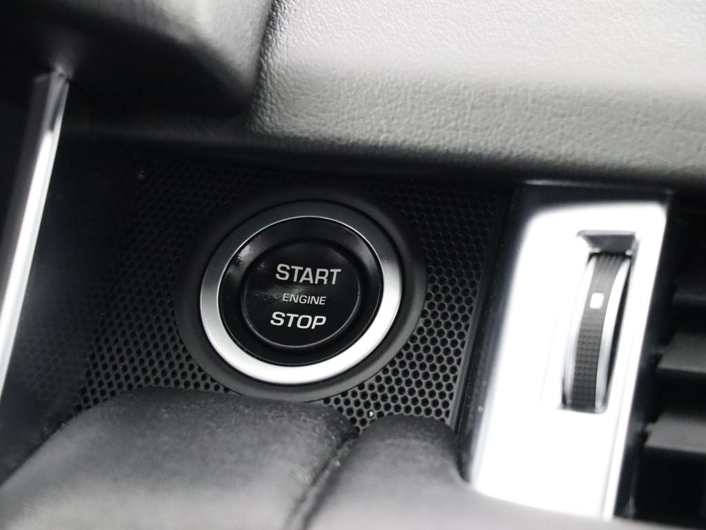 2019 Land Rover Range Rover Sport SE 4WD Navigation