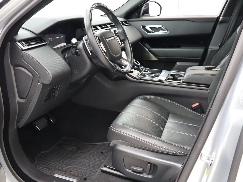 2019 Land Rover Range Rover Velar SE R-Dynamic 4WD Navigation