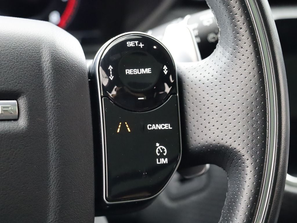 2019 Land Rover Range Rover Velar SE R-Dynamic 4WD Navigation