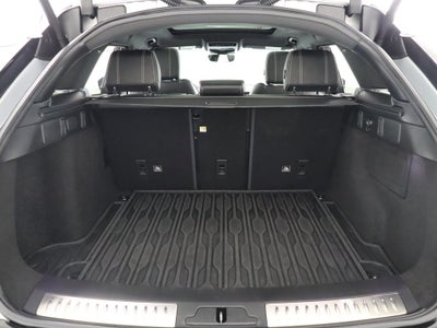 2019 Land Rover Range Rover Velar SE R-Dynamic 4WD Navigation