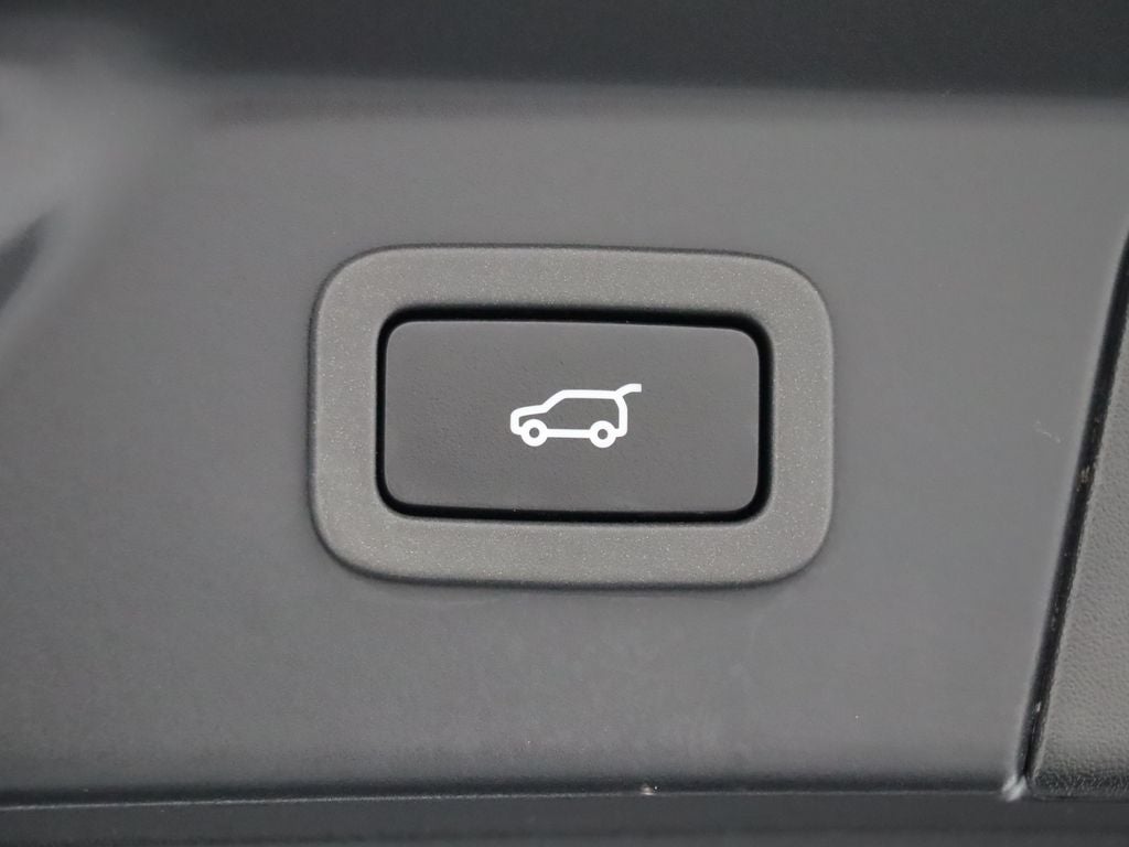 2019 Land Rover Range Rover Velar SE R-Dynamic 4WD Navigation
