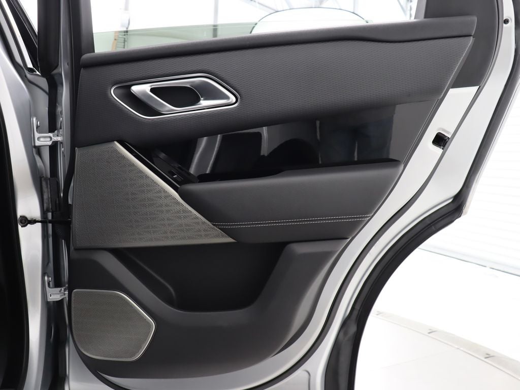 2019 Land Rover Range Rover Velar SE R-Dynamic 4WD Navigation