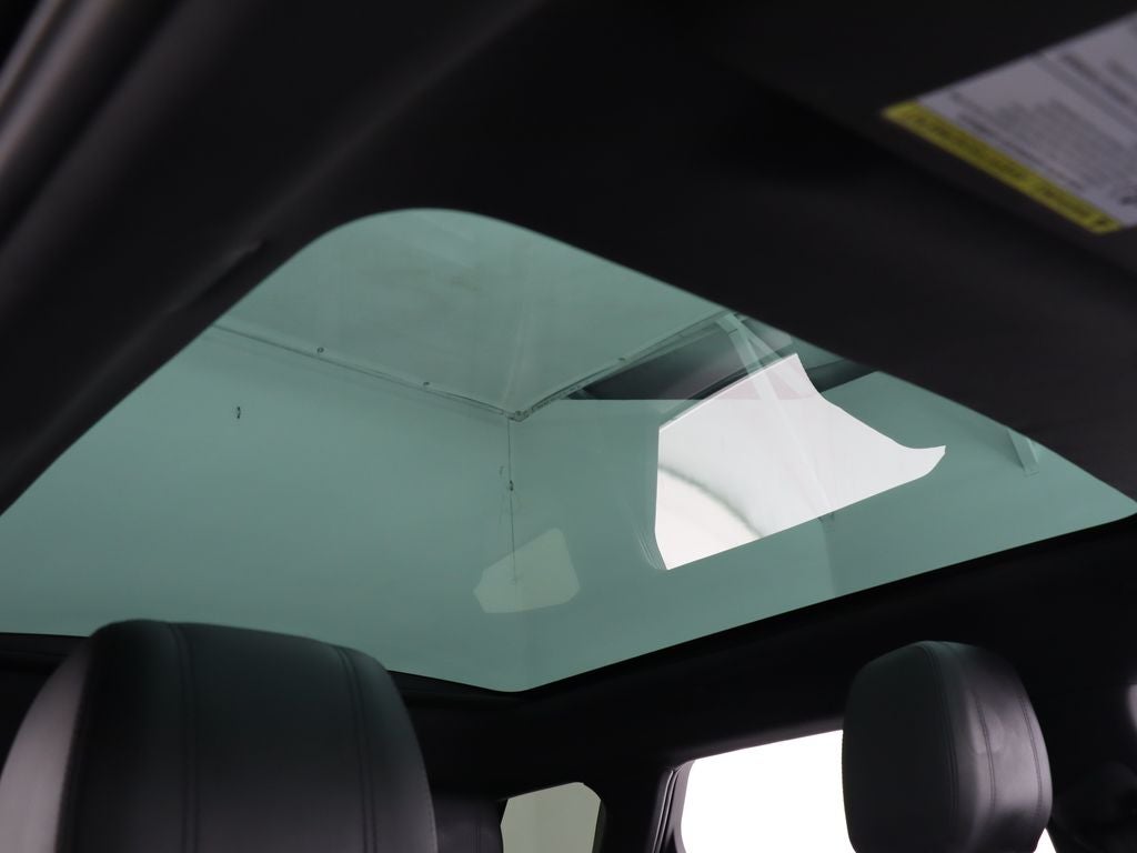 2020 Land Rover Range Rover Evoque R-Dynamic SE AWD Navigation