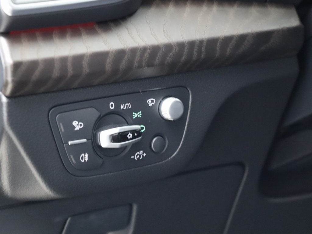 2018 Audi Q5 2.0T Prestige quattro