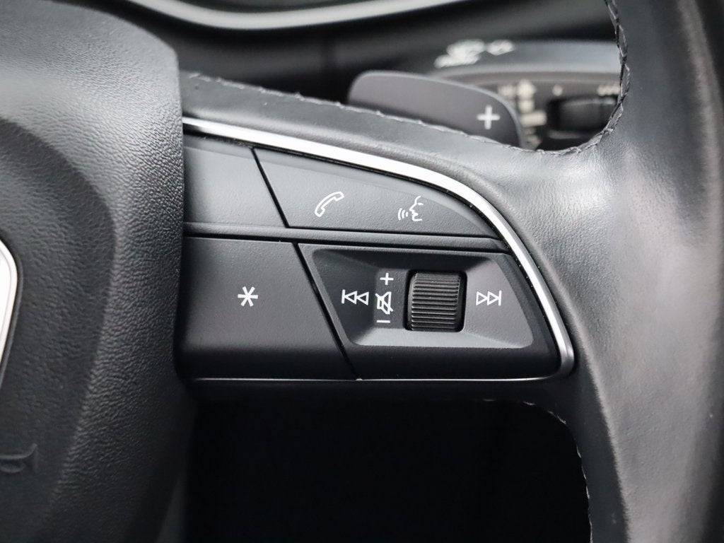 2022 Audi Q5 45 S line Premium quattro