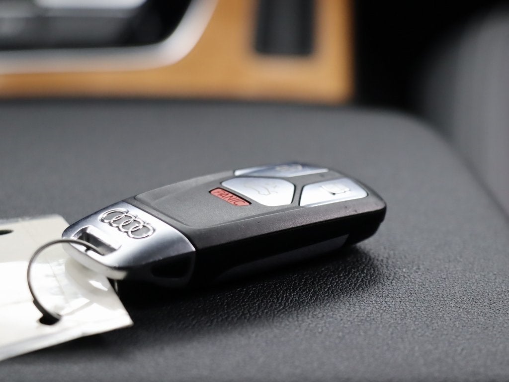 2022 Audi Q5 45 S line Premium quattro