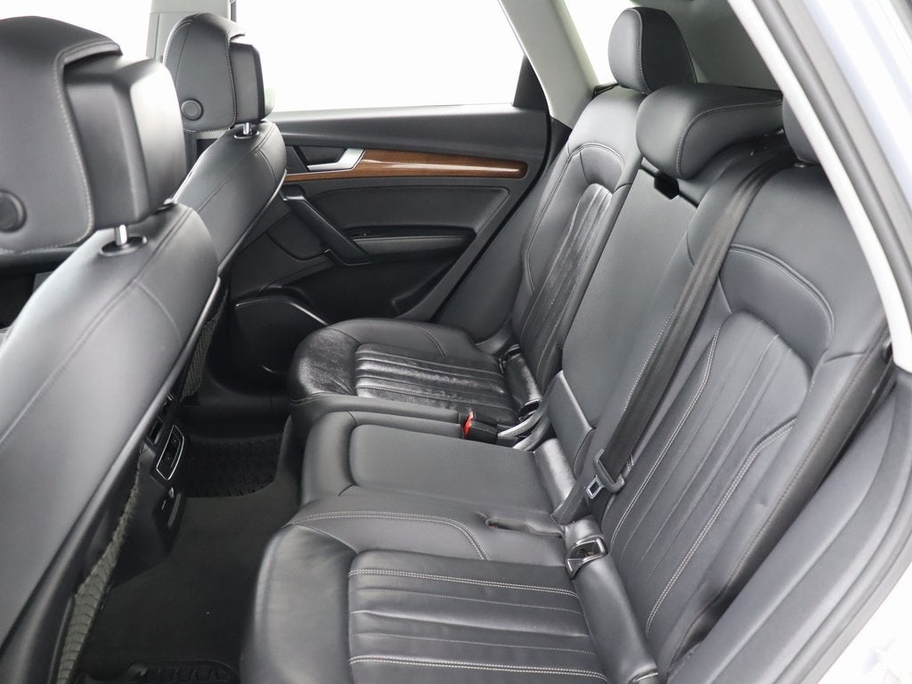 2022 Audi Q5 45 S line Premium quattro