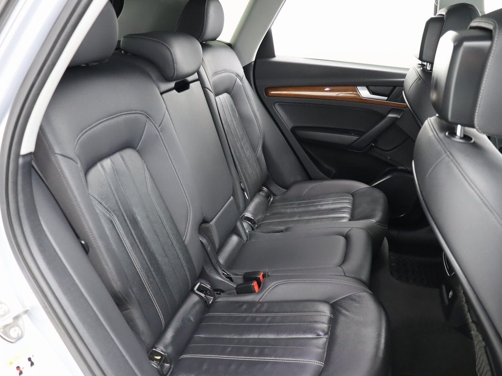 2022 Audi Q5 45 S line Premium quattro