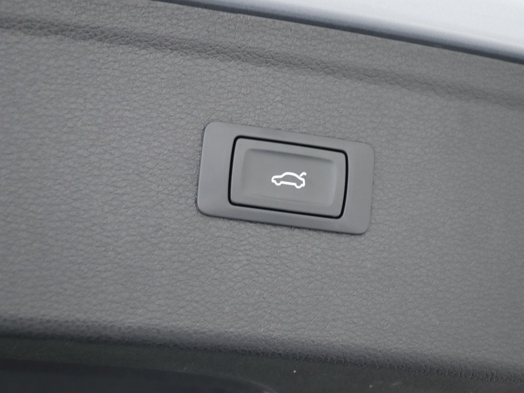 2022 Audi Q5 45 S line Premium quattro