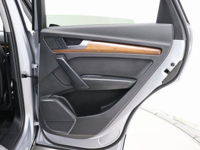 2022 Audi Q5 45 S line Premium quattro