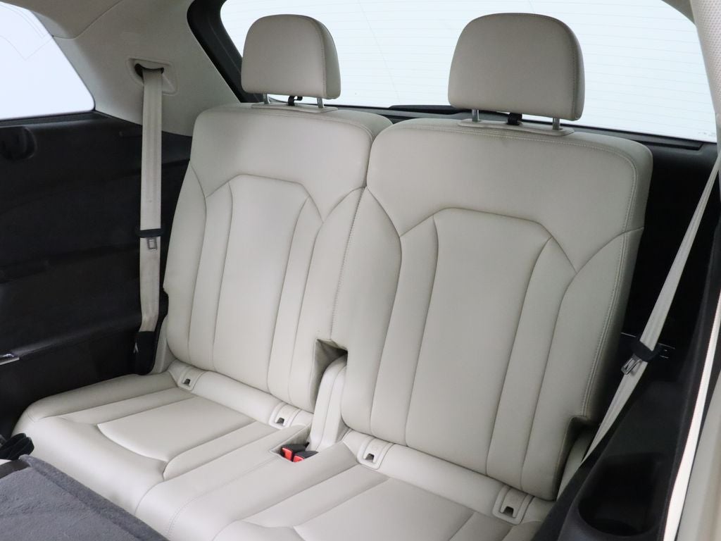 2019 Audi Q7 45 Premium Plus quattro