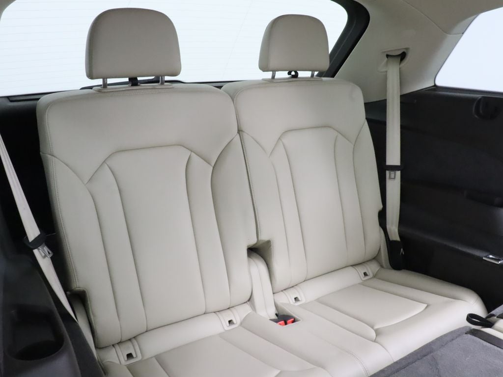 2019 Audi Q7 45 Premium Plus quattro