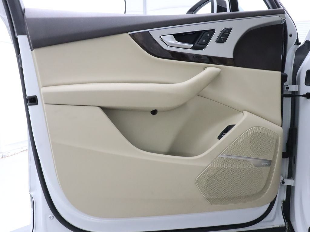 2019 Audi Q7 45 Premium Plus quattro