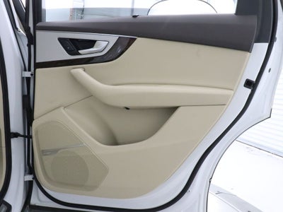 2019 Audi Q7 45 Premium Plus quattro