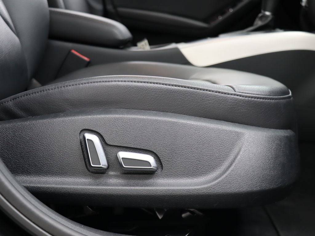 2016 Audi A4 2.0T Premium quattro