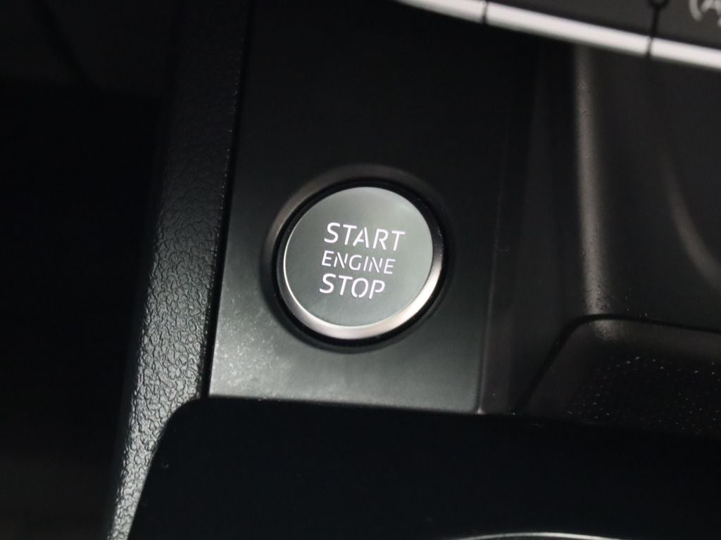 2023 Audi A4 45 S line Premium quattro