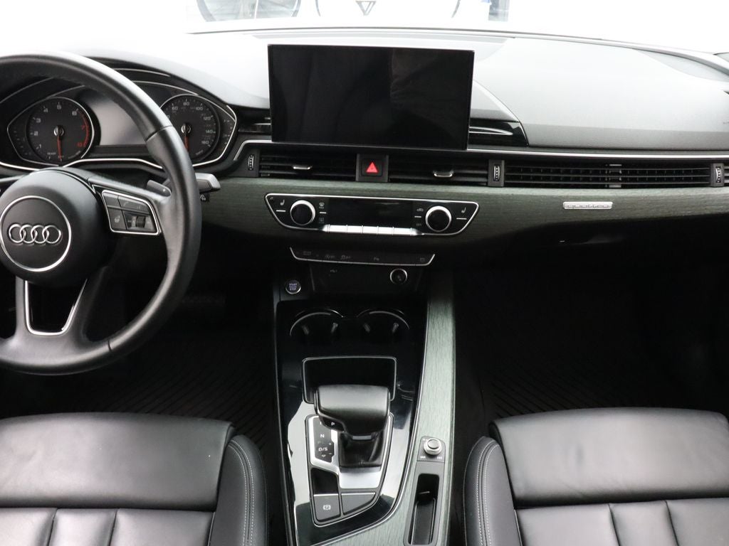2023 Audi A4 45 S line Premium quattro