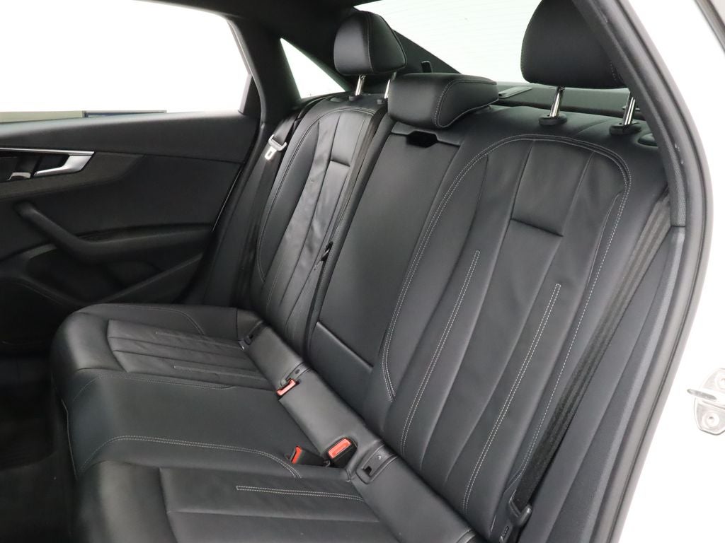 2023 Audi A4 45 S line Premium quattro