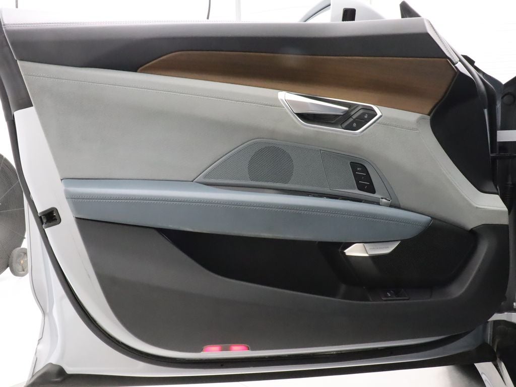 2022 Audi e-tron GT Prestige - Photo 42