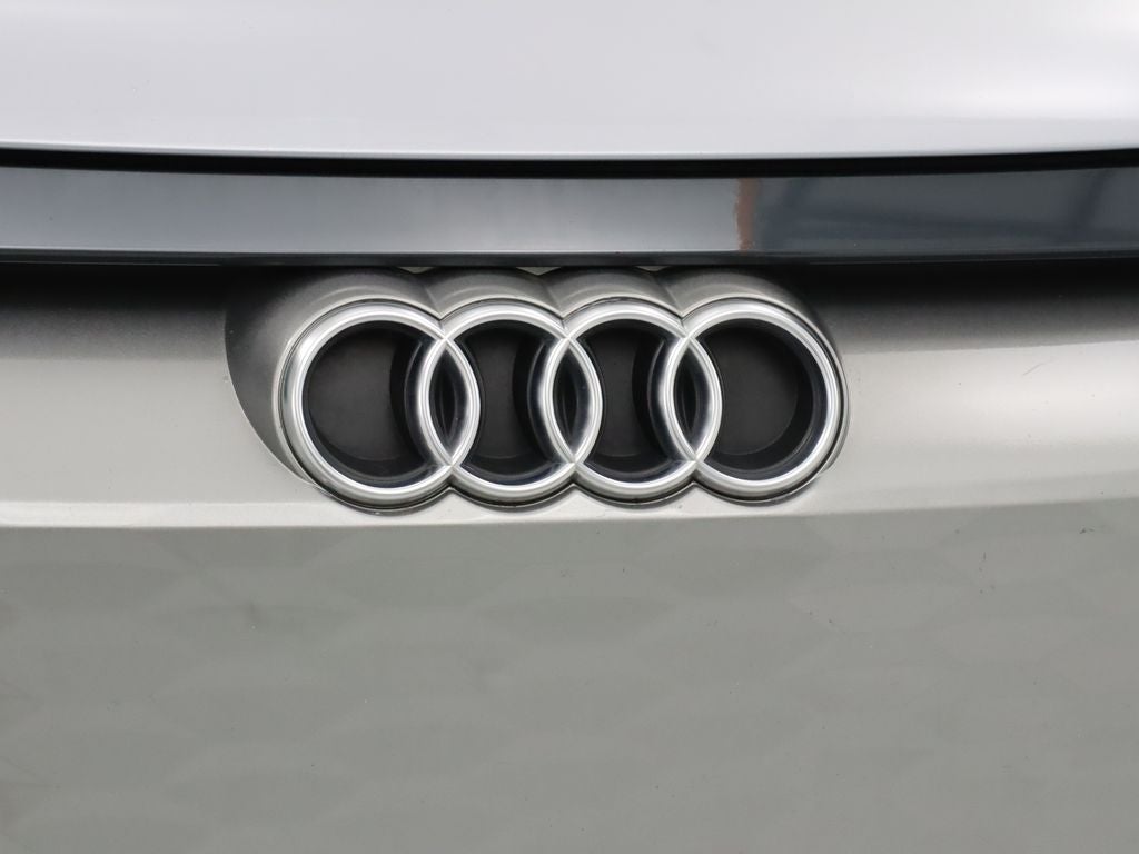 2022 Audi e-tron GT Prestige - Photo 9