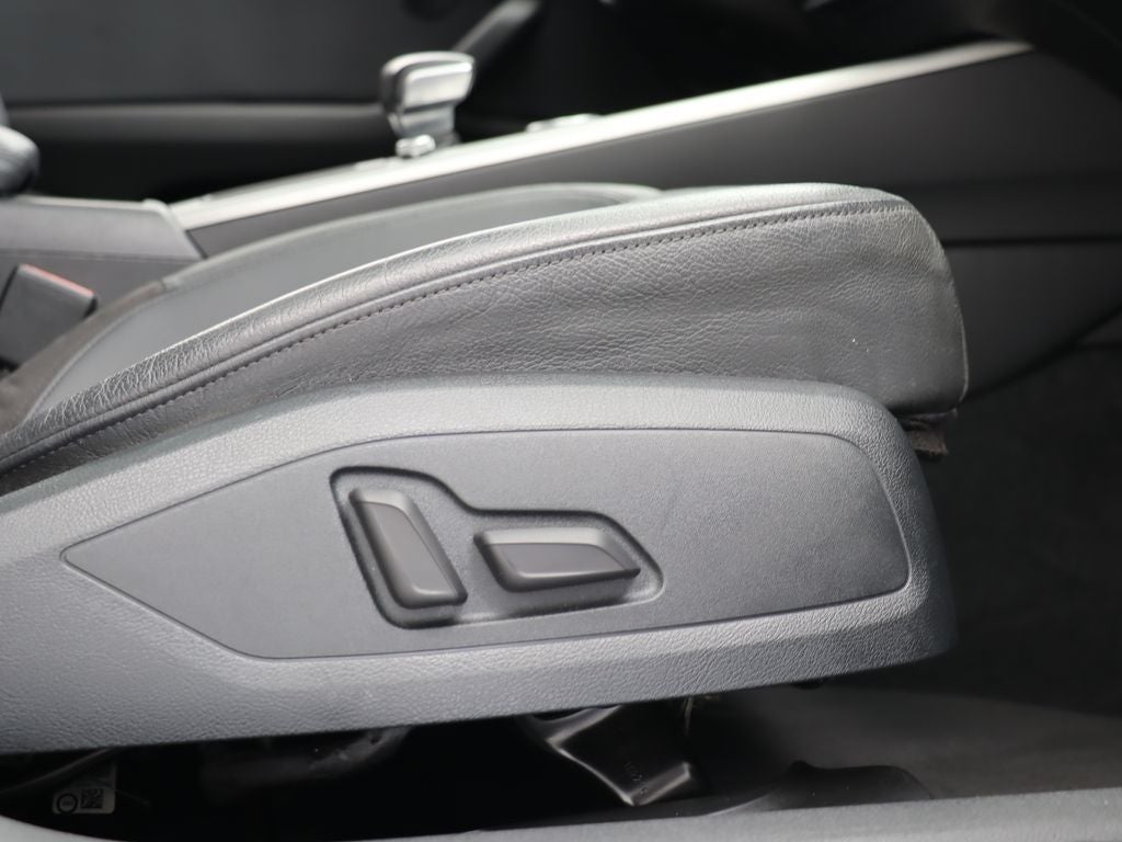 2017 Audi A4 2.0T ultra Premium