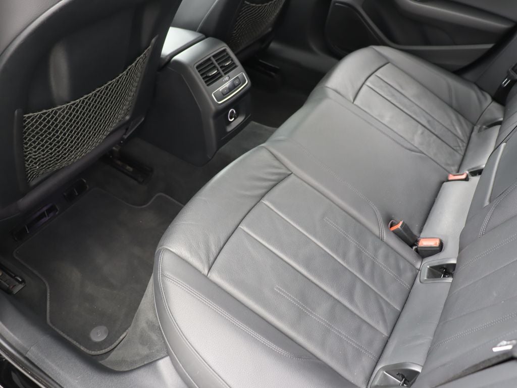 2017 Audi A4 2.0T ultra Premium