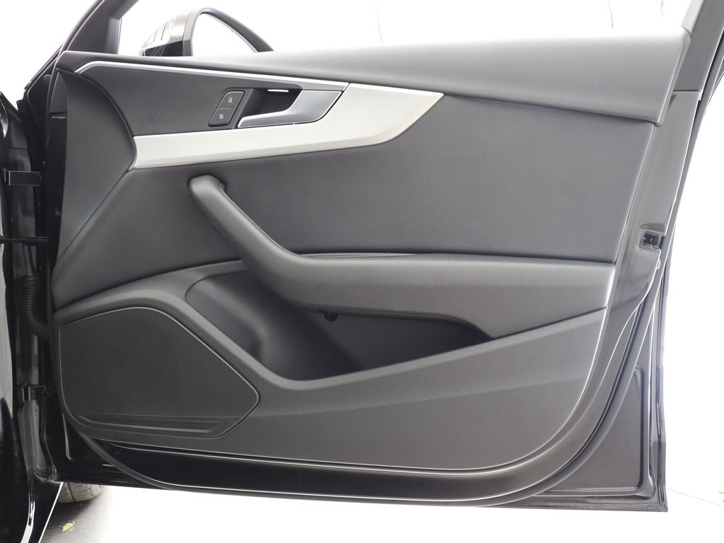 2017 Audi A4 2.0T ultra Premium