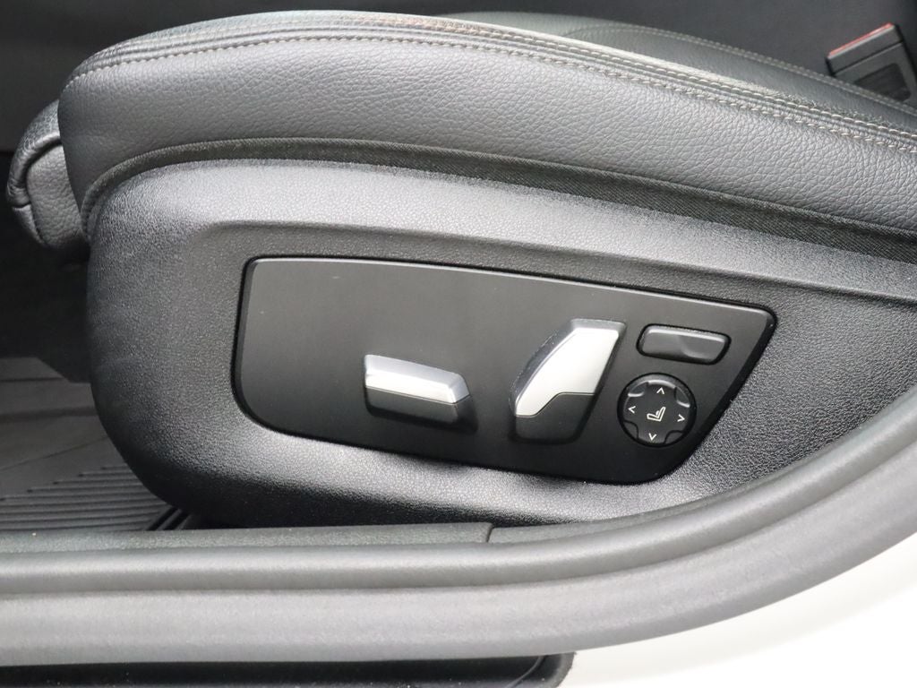 2019 BMW 5 Series 530i Navigation