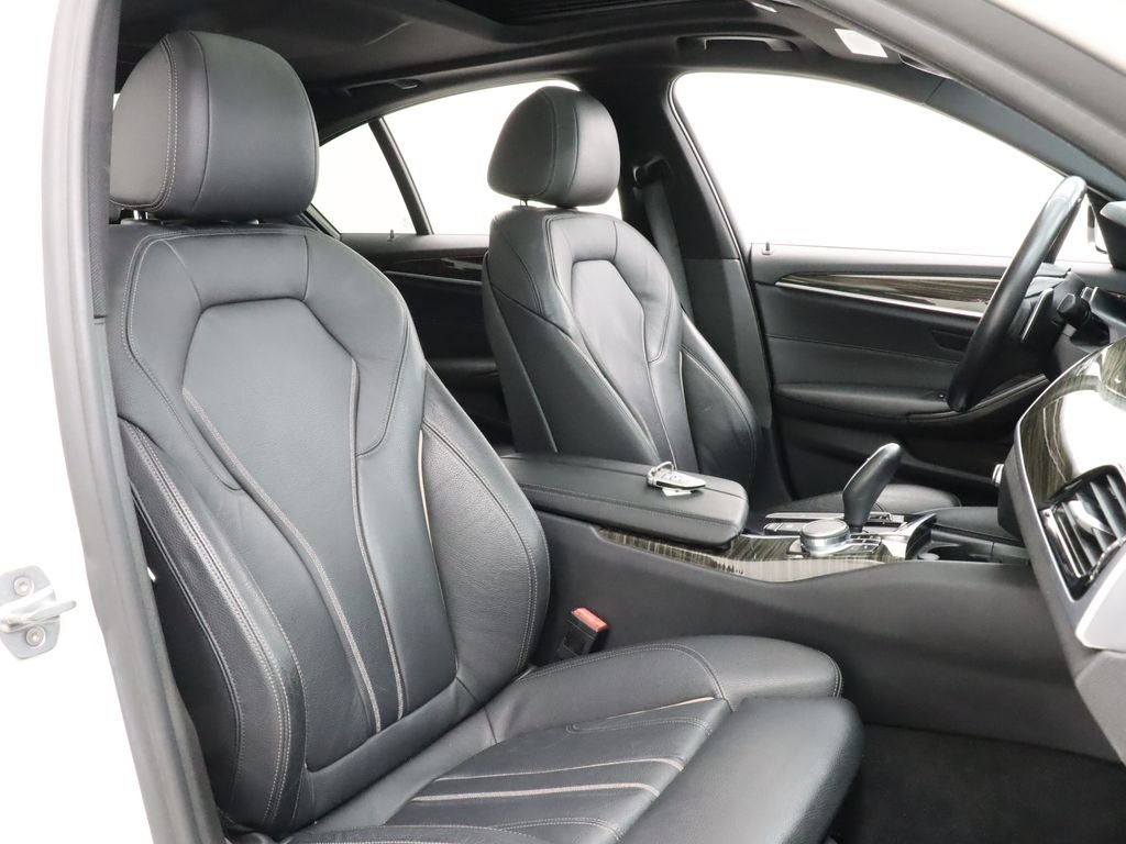 2019 BMW 5 Series 530i Navigation