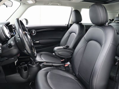 2019 MINI Cooper Signature